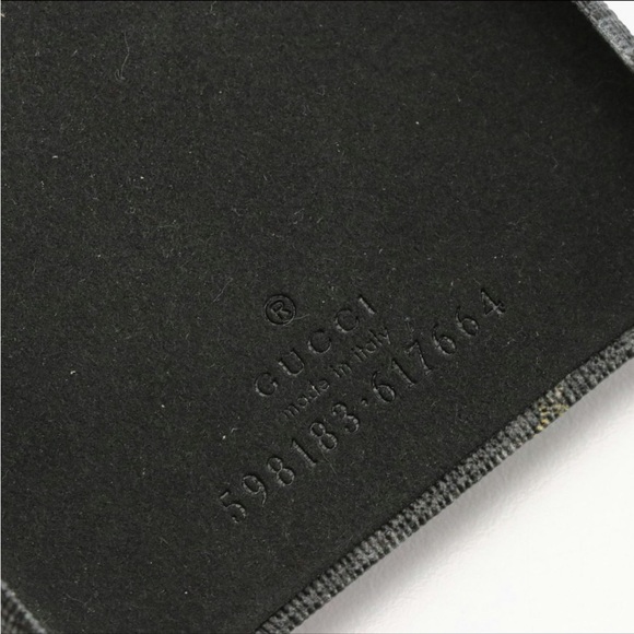 Gucci iPhone X/XS Hard Case in GG Supreme Tiger Print - Picture 3 of 3